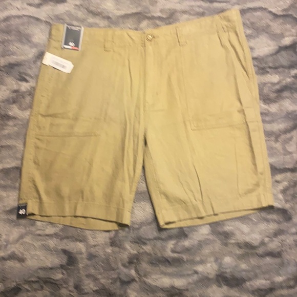 Roundtree & Yorke Other - NWT Roundtree & York Linen Blend Shorts. Sz. 40